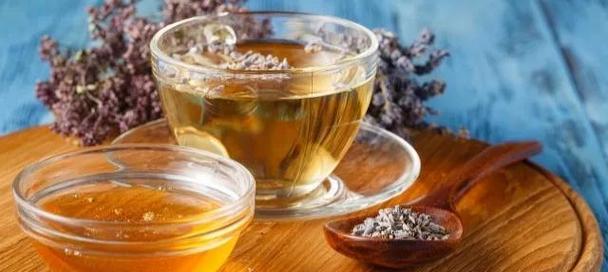 茶与禁忌——你不能不知道的茶叶搭配守则（探寻茶与食物相克之谜，守好饮食健康）